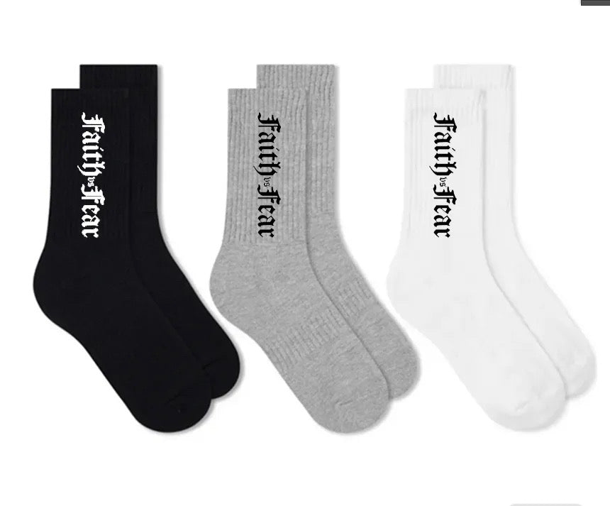Faith vs fear essential socks