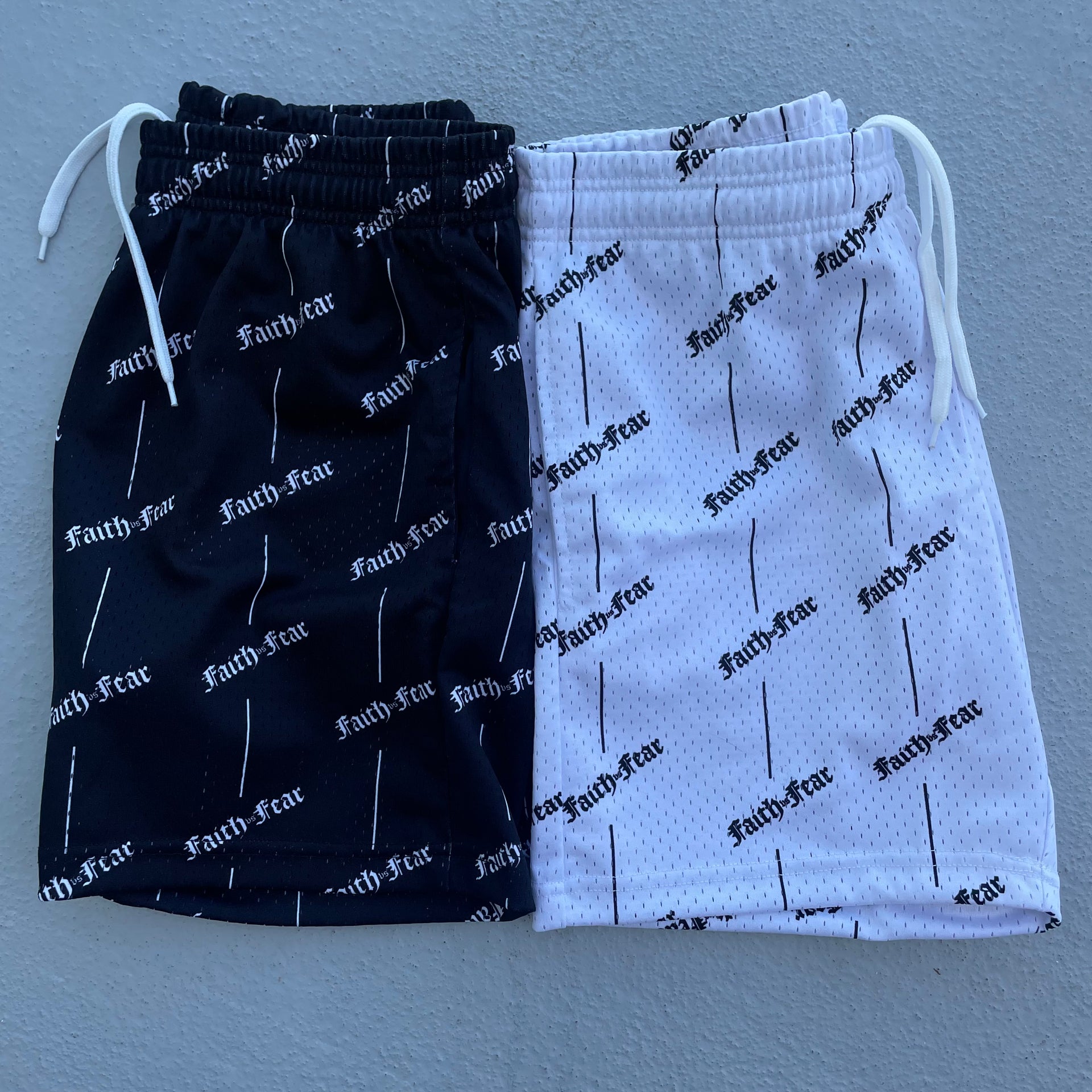 Everyday logo shorts