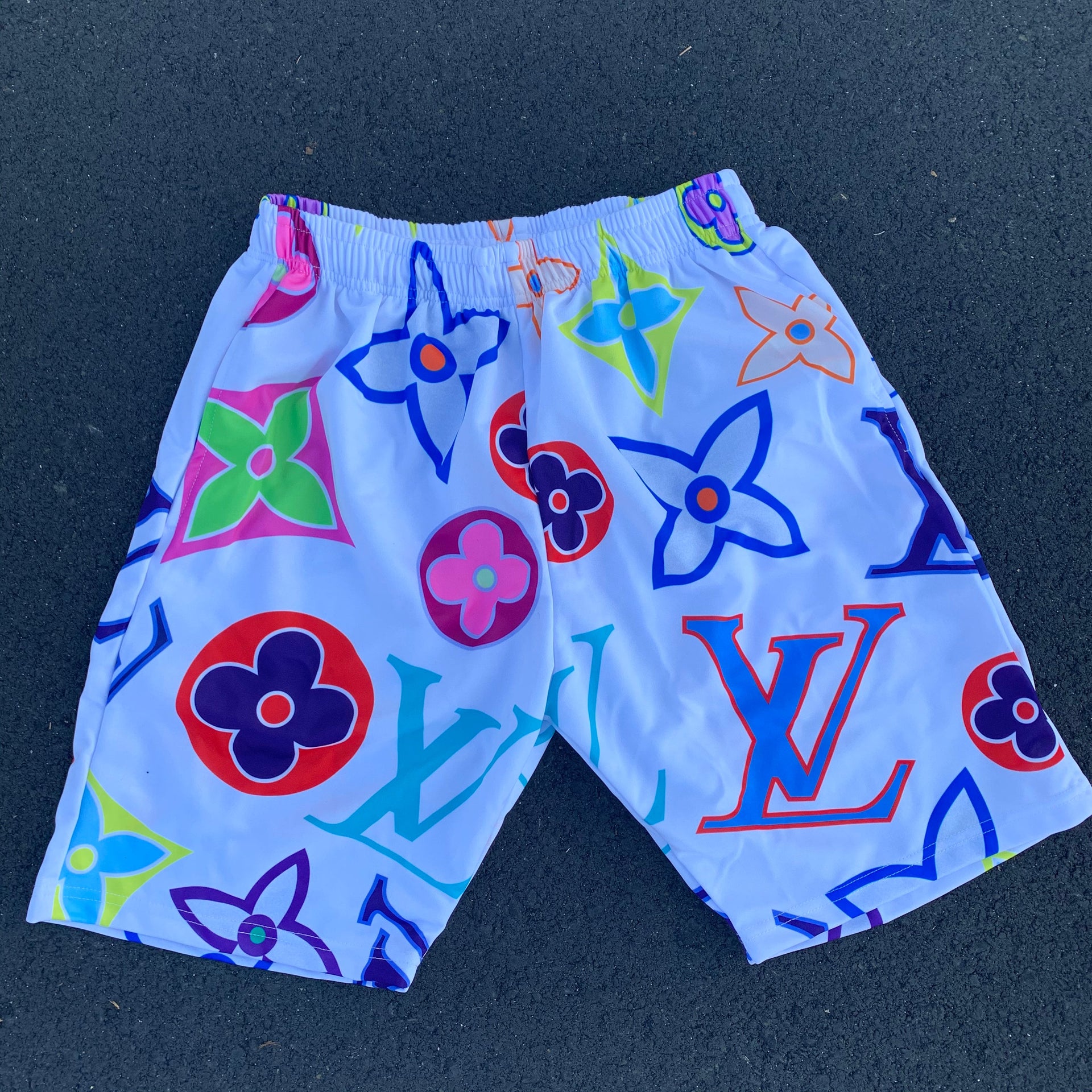 Psychedelic monogram shorts white