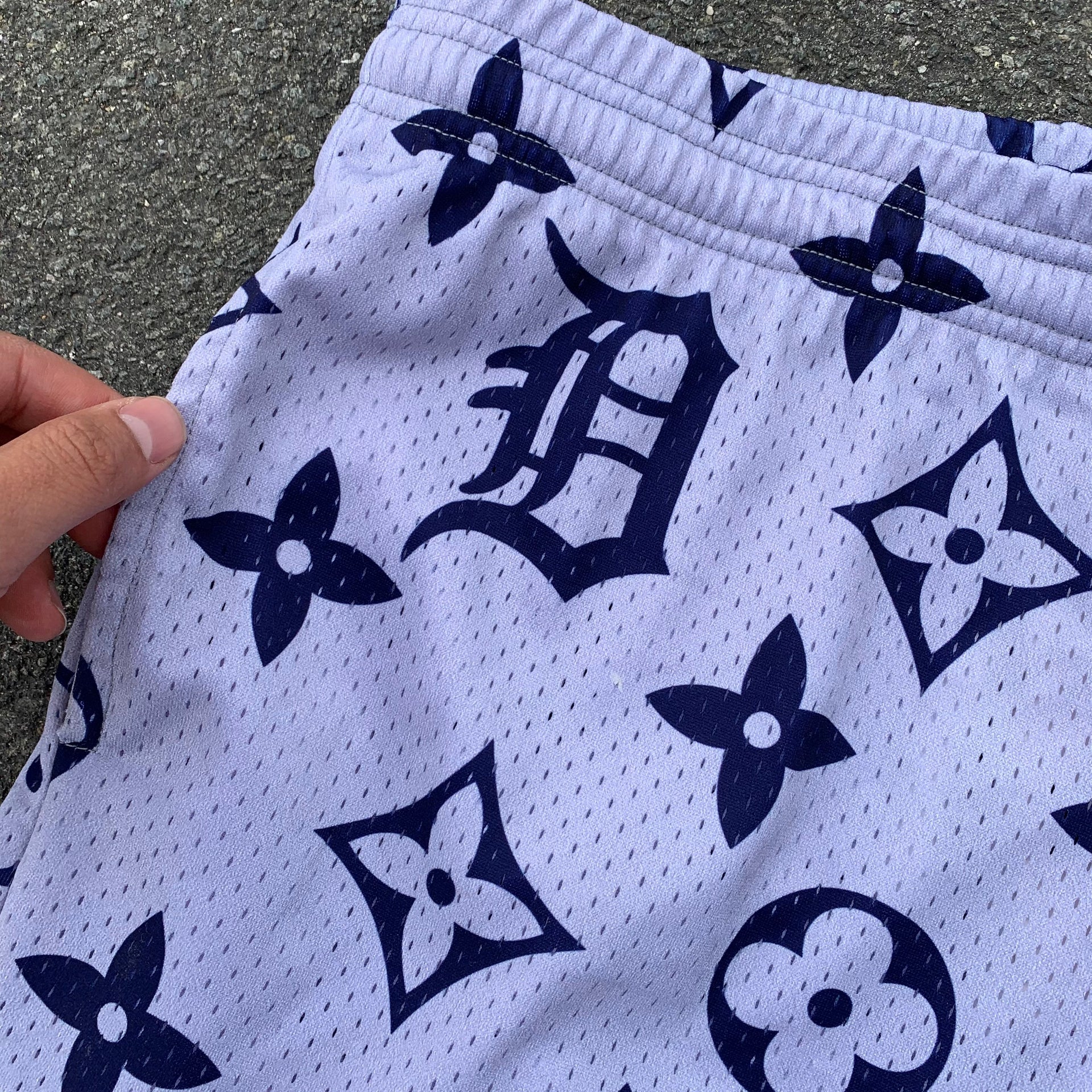 Detroit mesh shorts